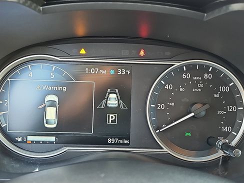 Certified 2025 Nissan Versa SV w/ Trunk Package image 20