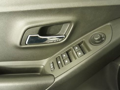 Used 2015 Chevrolet Trax LT w/ LT Plus Package FWD image 20