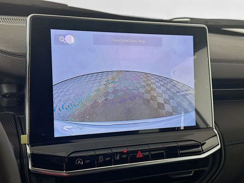 New 2026 Jeep Compass Latitude image 15