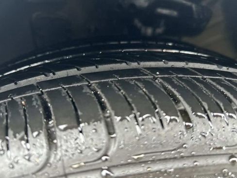 Certified 2025 Hyundai Elantra Sport image 10