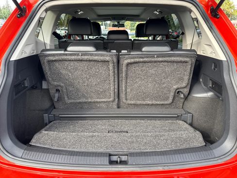 Used 2018 Volkswagen Tiguan SE image 26