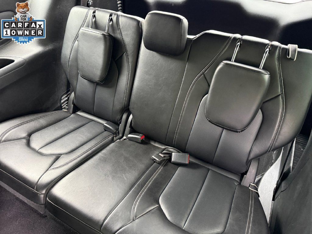 Used 2025 Chrysler Pacifica Select FWD image 15