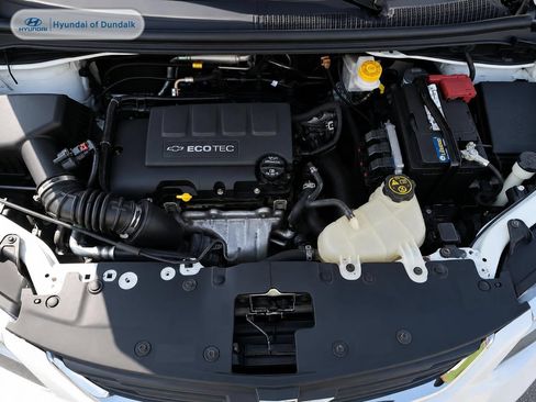 Used 2020 Chevrolet Sonic LT FWD image 14
