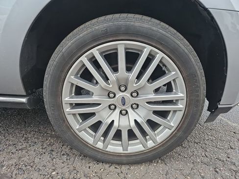 Used 2024 Ford Expedition Max Limited image 9