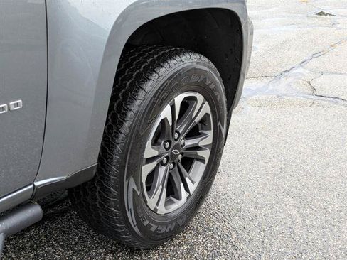 Used 2022 Chevrolet Colorado Z71 AWD/4WD image 29