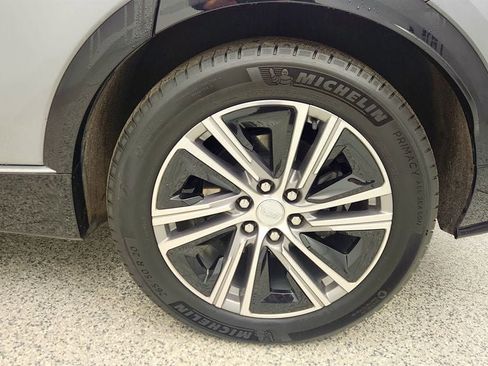 Used 2024 Cadillac Lyriq Luxury w/ LPO, Floor Liner Package image 9