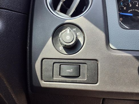 Used 2011 Ford F150 XLT w/ XLT Chrome Pkg RWD image 22
