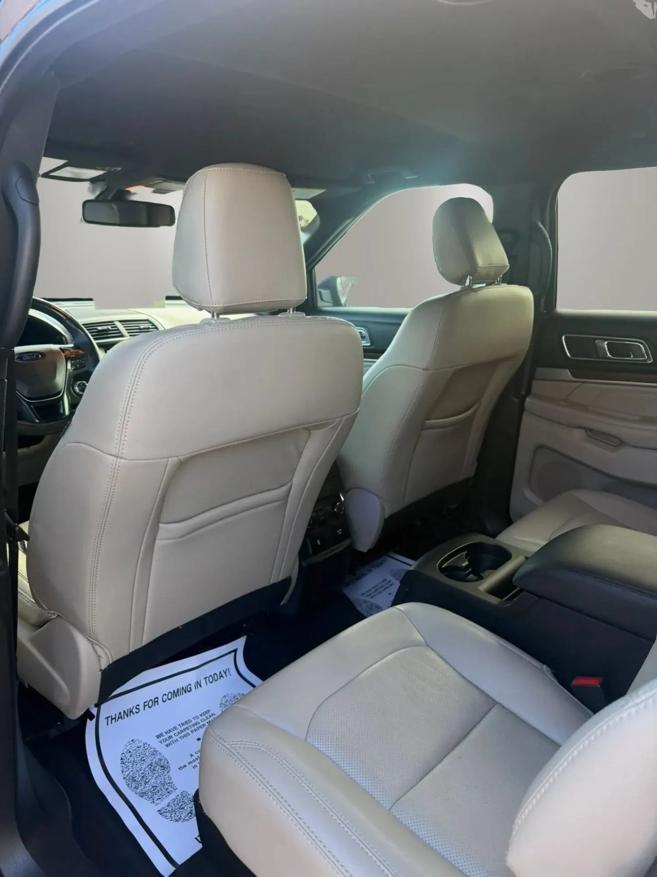 Used 2019 Ford Explorer Limited w/ Ford Safe & Smart Package FWD image 17