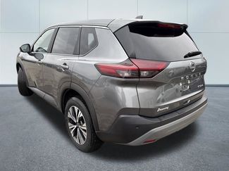 Used 2023 Nissan Rogue SV video 2