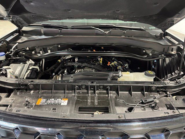 Used 2025 Ford Explorer ST-Line AWD/4WD image 9