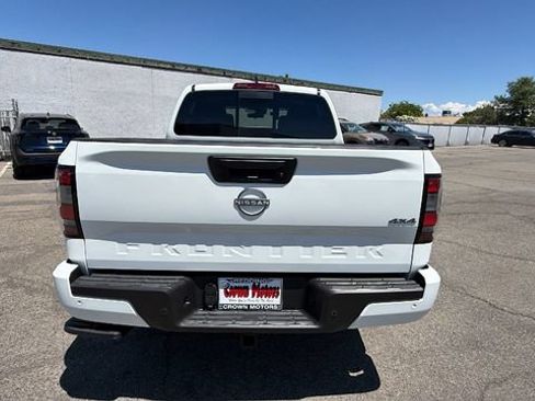 New 2026 Nissan Frontier SV w/ Tow Package AWD/4WD image 5