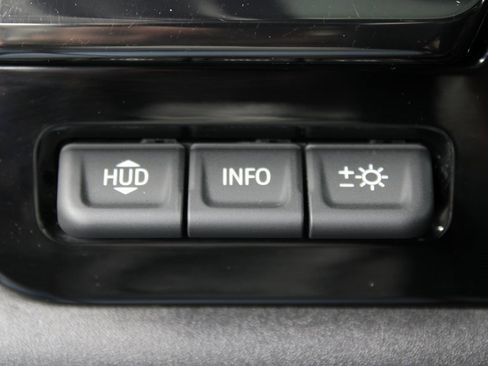 Used 2023 Chevrolet Silverado 1500 ZR2 image 57