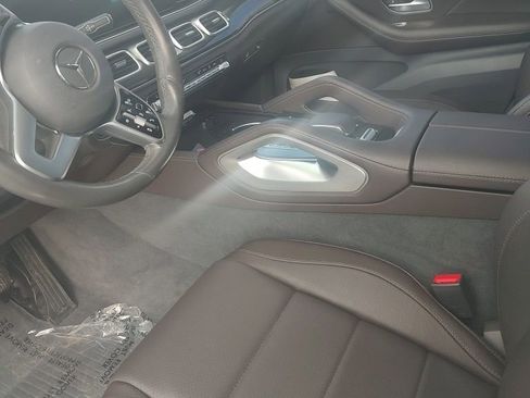 Used 2020 Mercedes-Benz GLS 450 4MATIC image 6