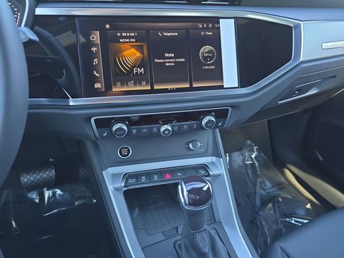 New 2025 Audi Q3 2.0T Premium image 20