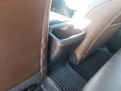 Used 2018 Toyota Tacoma Limited image 12