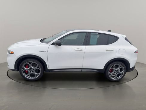 Used 2024 Alfa Romeo Tonale Veloce image 4