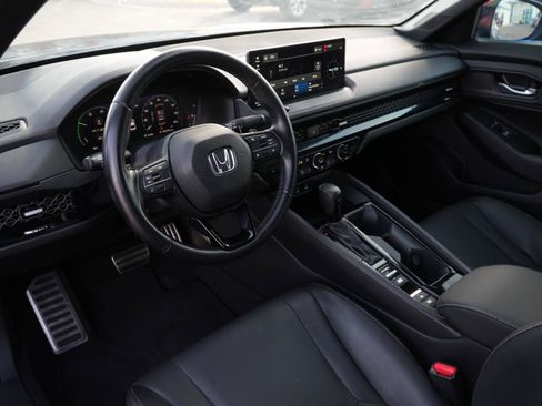 Used 2023 Honda Accord Sport image 6
