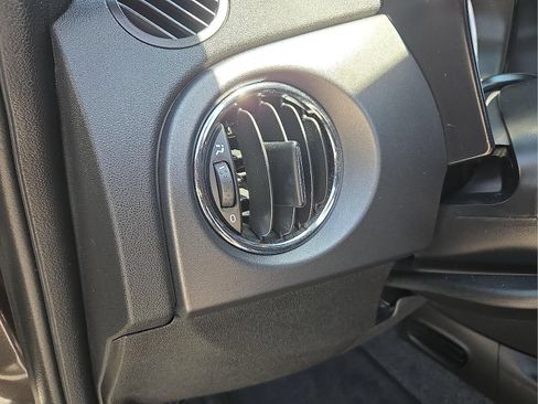 Used 2019 FIAT 500 e FWD image 11