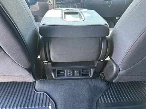 Used 2021 Chevrolet Silverado 1500 LT w/ Z71 Off-Road Package image 20