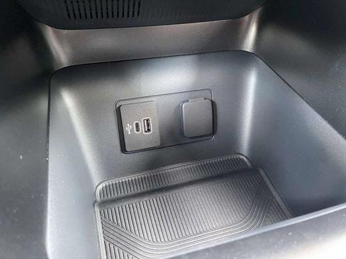 New 2026 Ford Explorer Active w/ Active Comfort Package RWD image 27