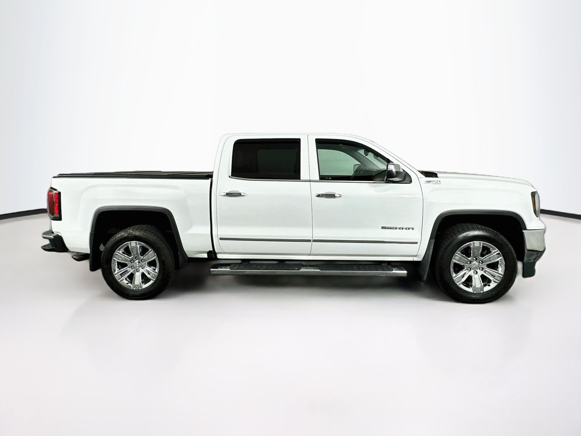 Used 2018 GMC Sierra 1500 SLT AWD/4WD image 10