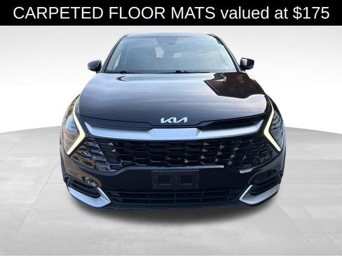 Used 2025 Kia Sportage EX FWD image 2