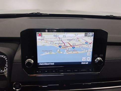 Used 2023 Mitsubishi Outlander SE image 21