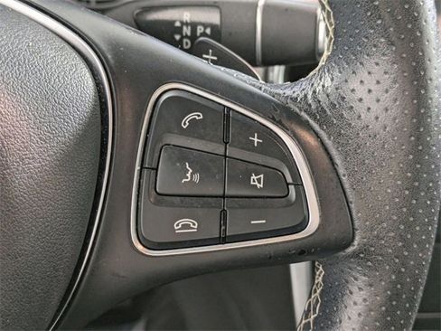 Used 2017 Mercedes-Benz GLA 250 4MATIC image 20