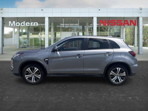Used 2021 Mitsubishi Outlander Sport ES FWD image 3