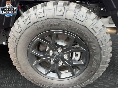 Used 2025 Jeep Gladiator Sport AWD/4WD image 20