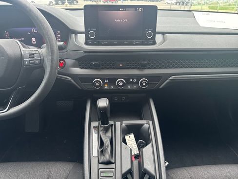 Used 2024 Honda Accord LX image 18