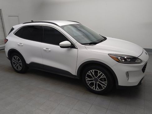 Used 2020 Ford Escape SEL FWD image 11