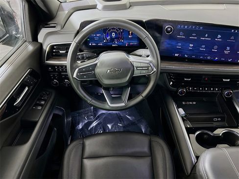 Used 2025 Chevrolet Tahoe Z71 image 19