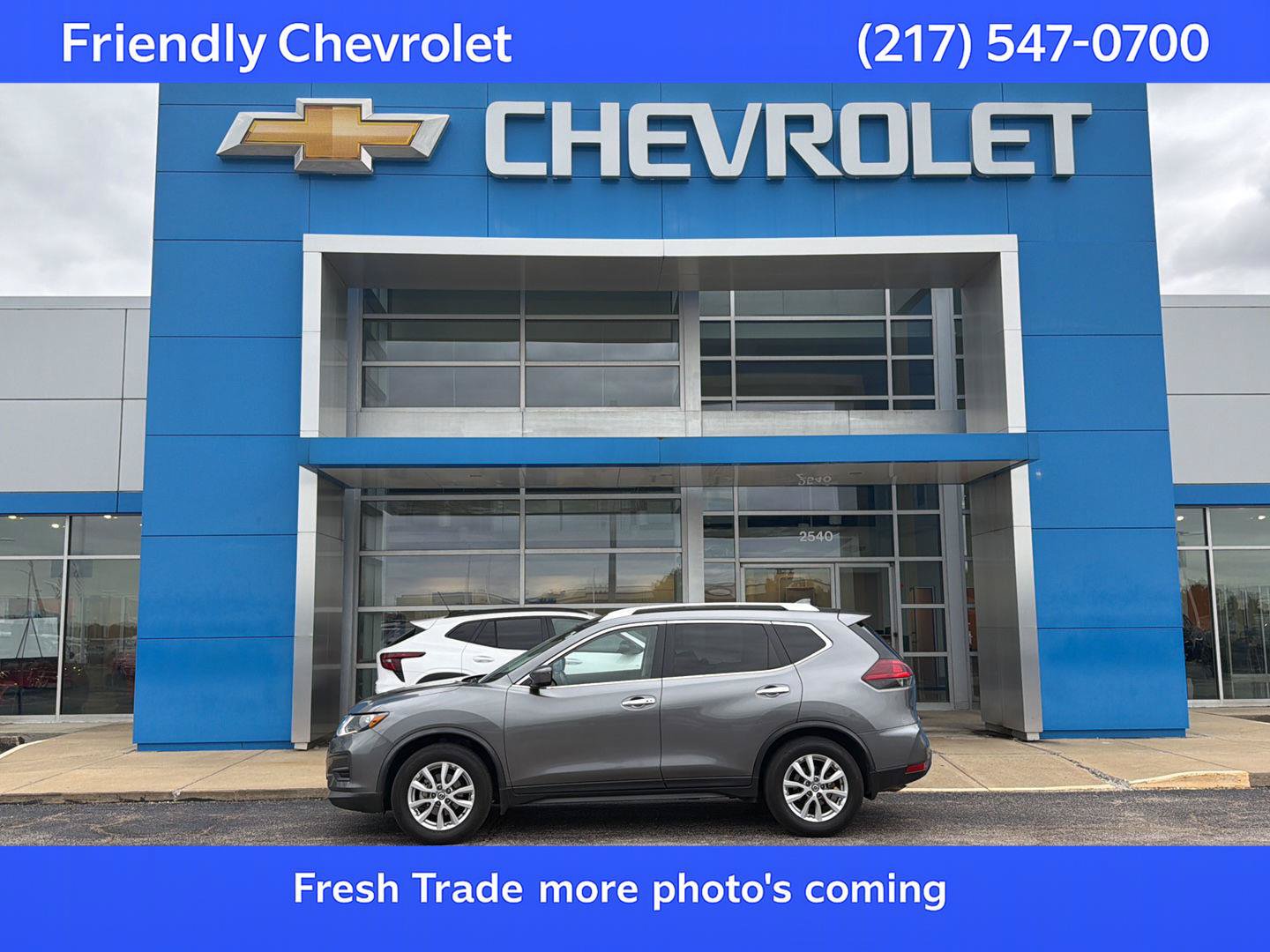 Used 2020 Nissan Rogue SV AWD/4WD image 1