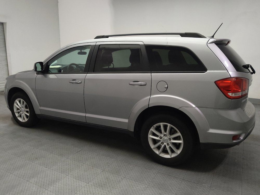 Used 2017 Dodge Journey SXT w/ Comfort/Convenience Group FWD image 3
