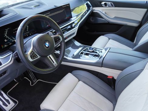 Certified 2024 BMW X7 M60i w/ Executive Package AWD/4WD image 9