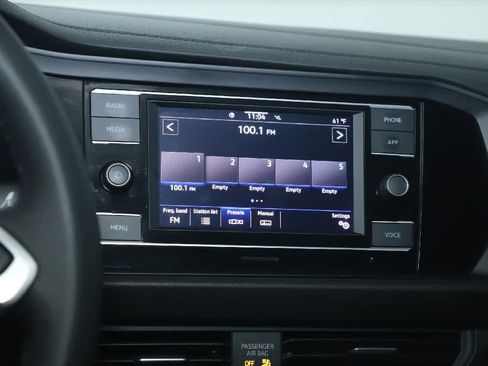 Used 2023 Volkswagen Jetta S image 24