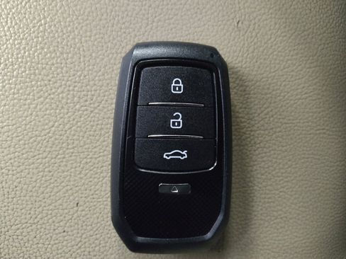 Used 2019 Hyundai Sonata SEL w/ Tech Package 02 image 32