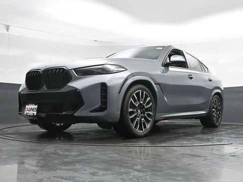 Used 2024 BMW X6 xDrive40i w/ Premium Package image 48