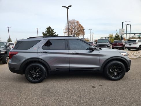 Used 2022 Ford Explorer Timberline image 2