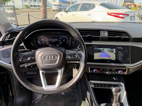 Used 2020 Audi Q3 2.0T Premium AWD/4WD image 27