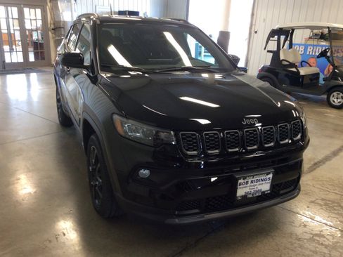 New 2026 Jeep Compass Latitude AWD/4WD image 7