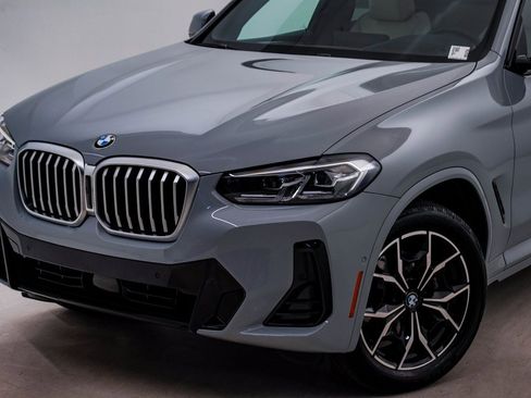 Used 2024 BMW X3 xDrive30i w/ Premium Package image 4