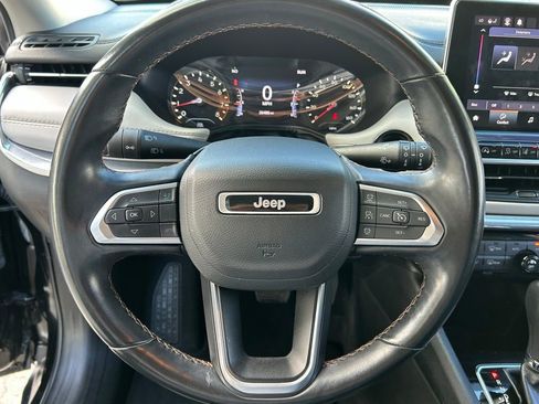 Certified 2022 Jeep Compass Limited image 19