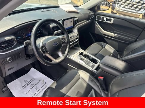 Used 2022 Ford Explorer XLT w/ Equipment Group 202A AWD/4WD image 13