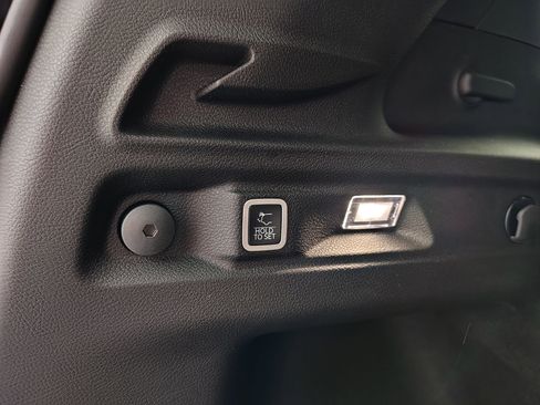 New 2025 Jeep Grand Cherokee L Altitude image 15