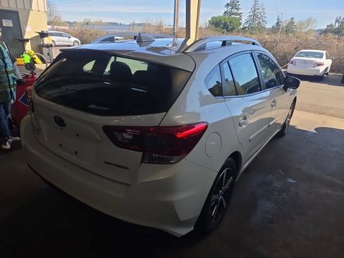 Used 2022 Subaru Impreza Premium image 3