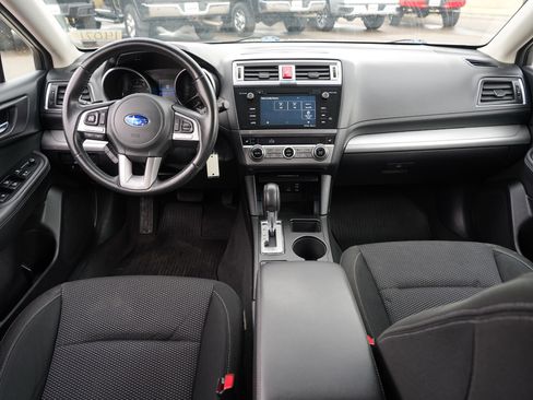 Used 2017 Subaru Outback 2.5i Premium image 25