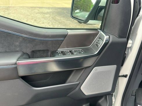 New 2025 Ford F150 Platinum w/ Equipment Group 702A High image 28