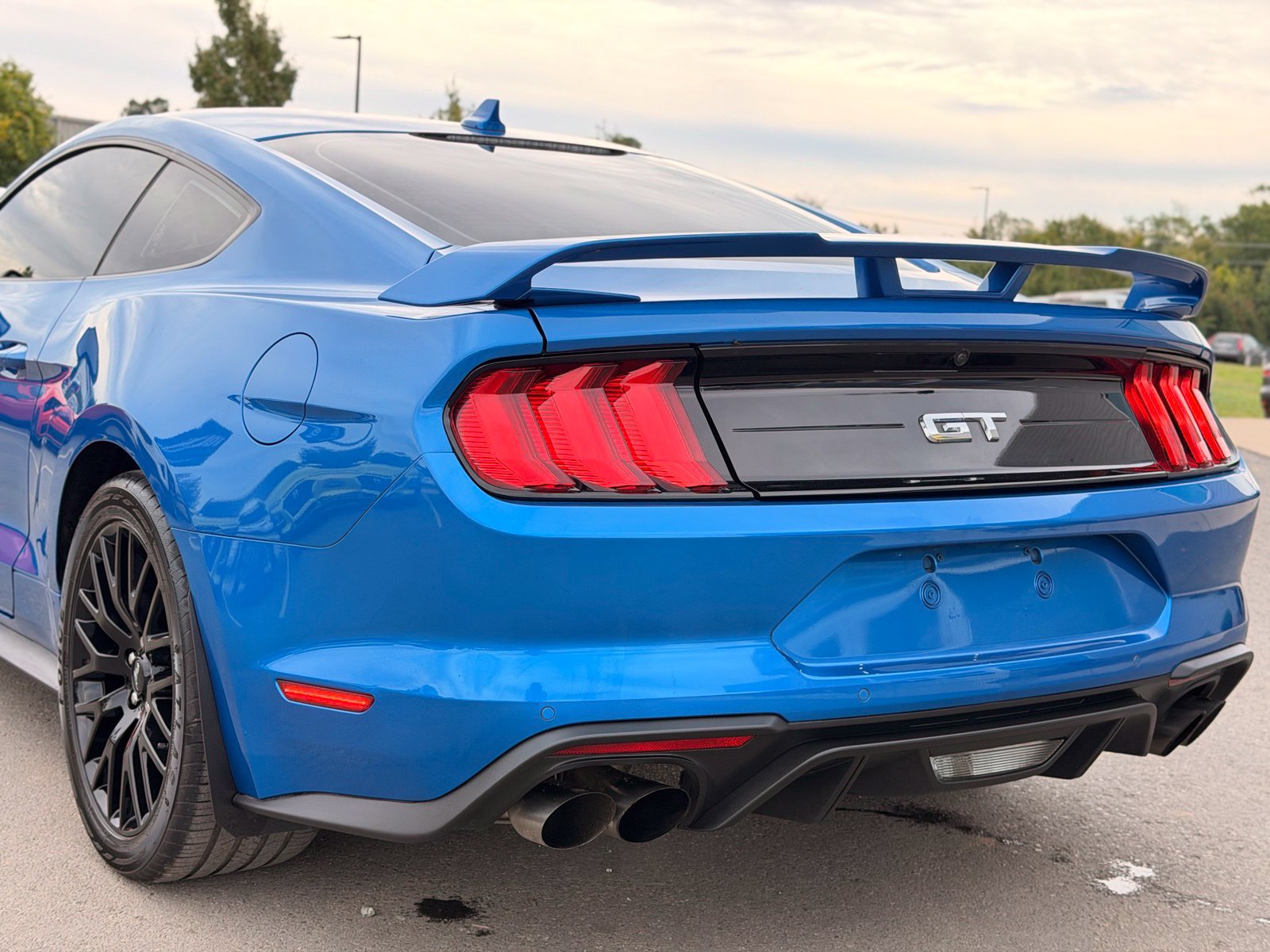 Used 2021 Ford Mustang GT Premium w/ Ford Safe & Smart Package RWD image 21